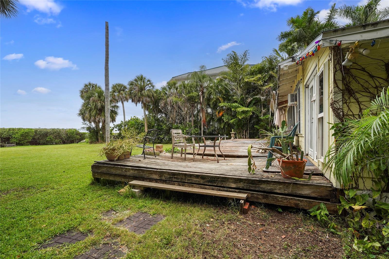7538 WESTMORELAND DR, SARASOTA, FL — photo 13