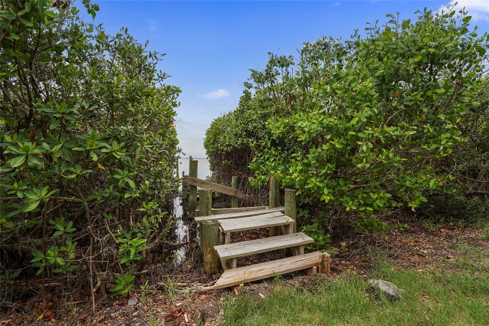 7538 WESTMORELAND DR, SARASOTA, FL — photo 14