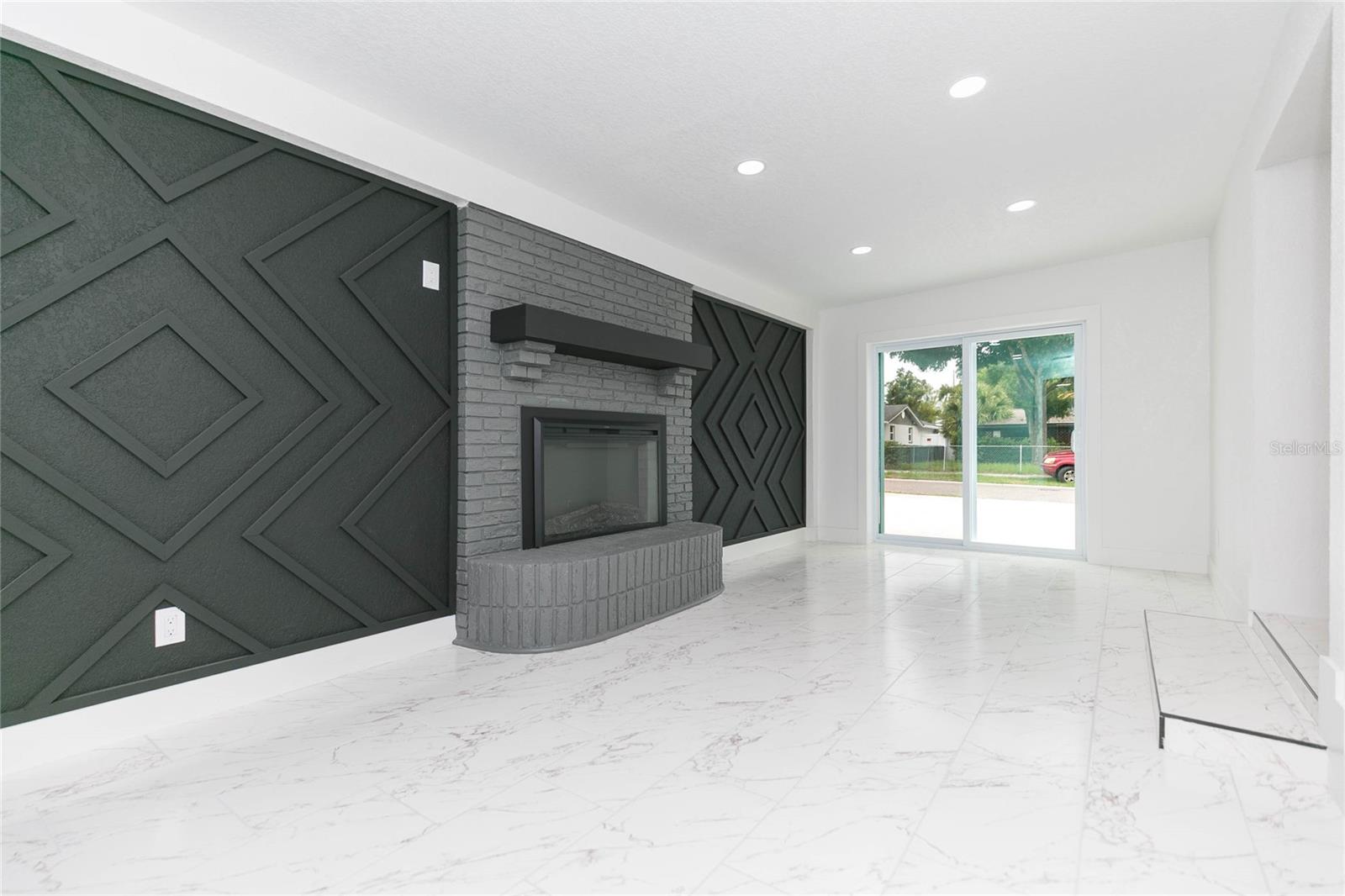 8723 N RIVER FOREST CIR, TAMPA, FL — photo 13