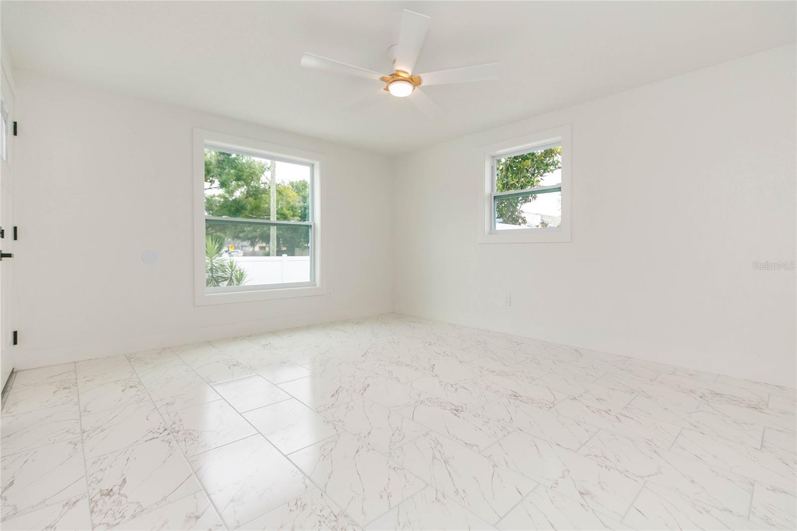 8723 N RIVER FOREST CIR, TAMPA, FL — photo 15