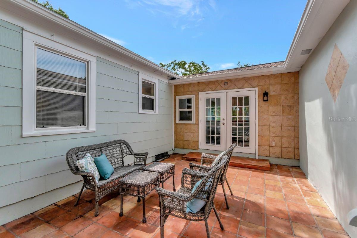 1419 55TH ST S, GULFPORT, FL — photo 35