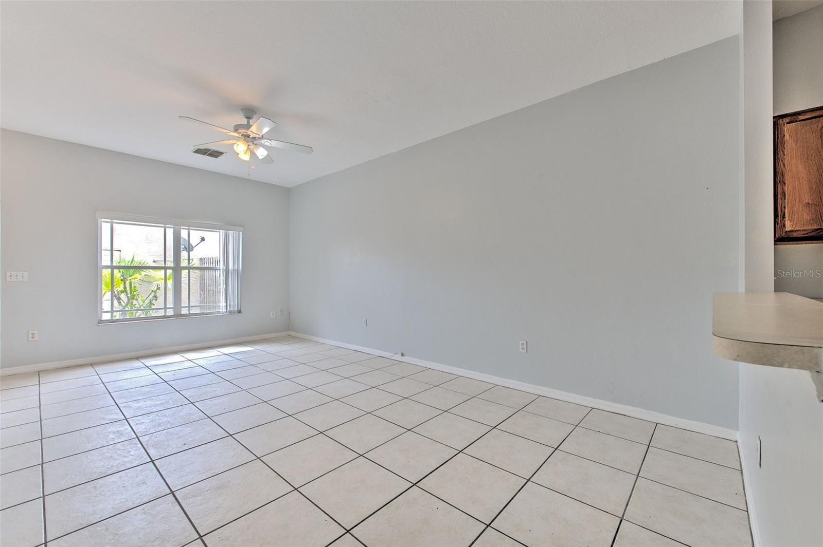 18504 PEBBLE LAKE CT, TAMPA, FL — photo 16
