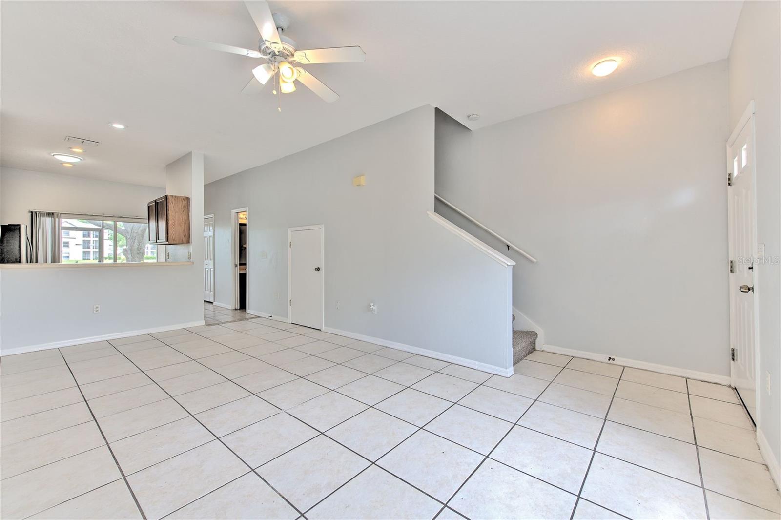 18504 PEBBLE LAKE CT, TAMPA, FL — photo 18
