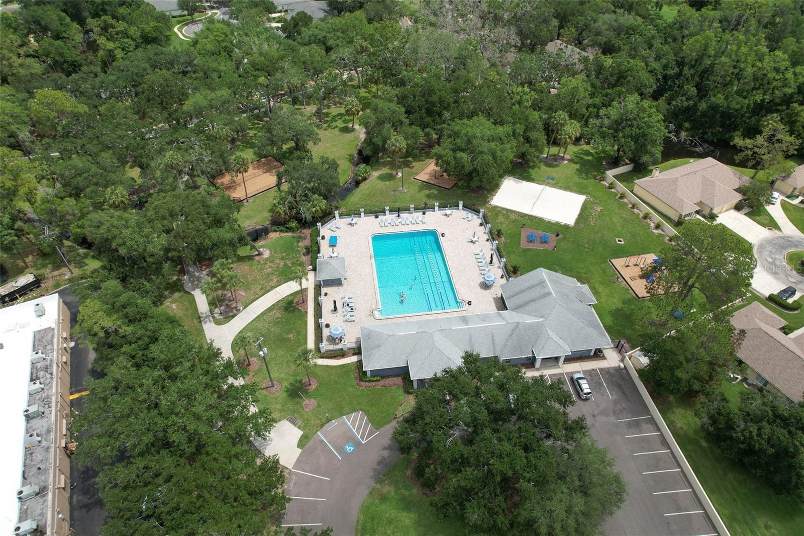 18504 PEBBLE LAKE CT, TAMPA, FL — photo 44