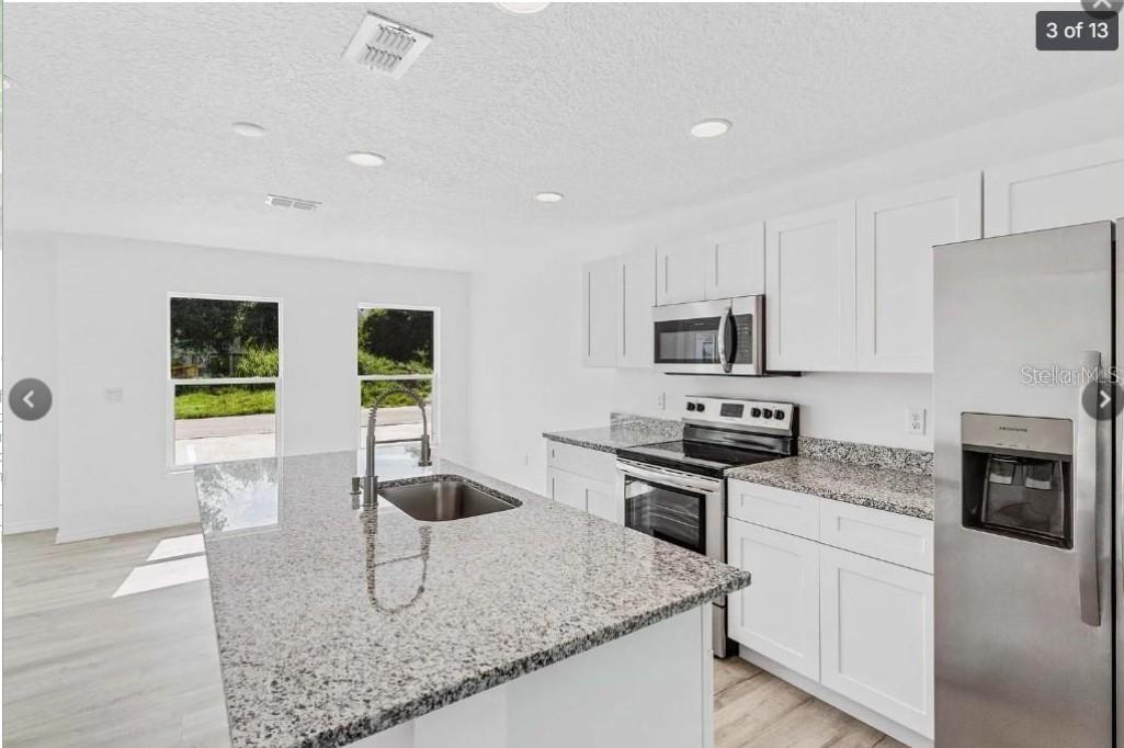 172 BOWIE LN #E, KISSIMMEE, FL — photo 2