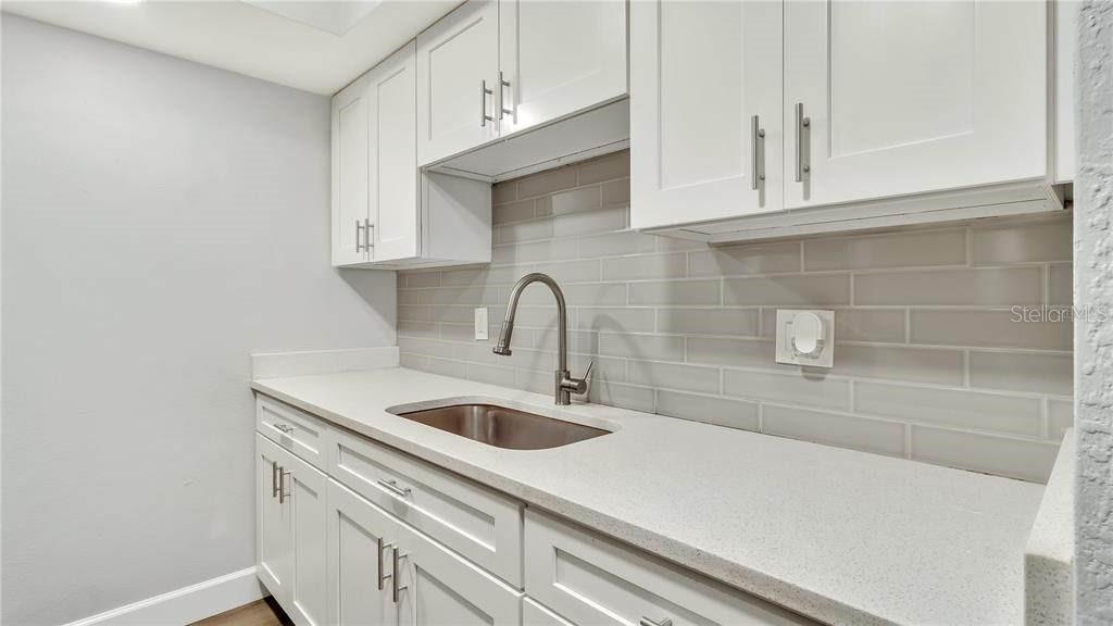 5900 22ND AVE N #14, ST PETERSBURG, FL — photo 7