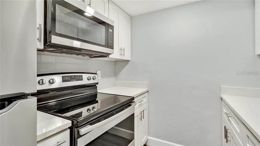 5900 22ND AVE N #14, ST PETERSBURG, FL — photo 8