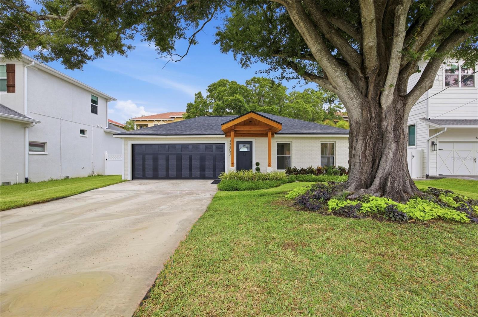 5207 W CLEVELAND ST, TAMPA, FL — photo 38
