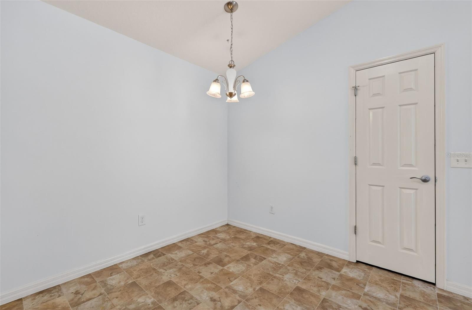 3419 CARRABELLE CT, THE VILLAGES, FL — photo 12