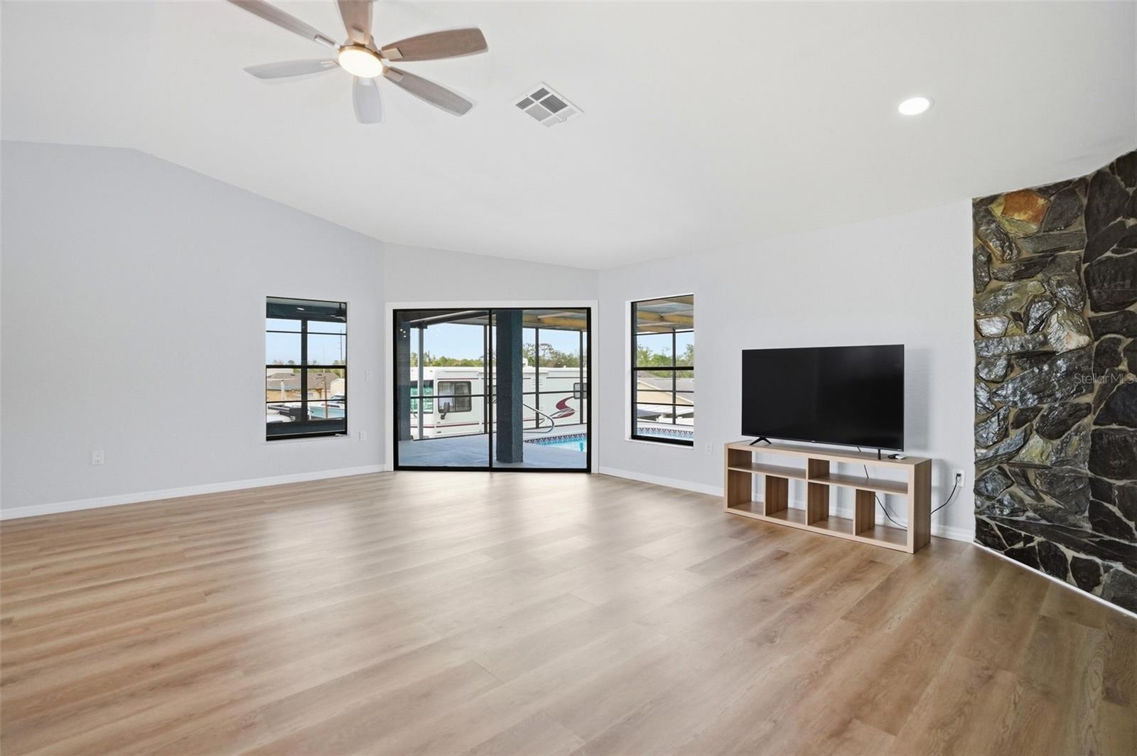6426 JULY AVE, SPRING HILL, FL — photo 22