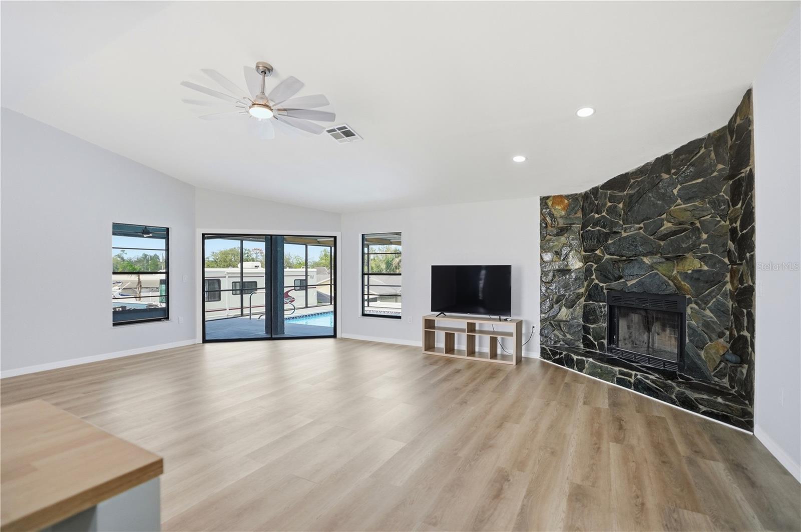 6426 JULY AVE, SPRING HILL, FL — photo 24