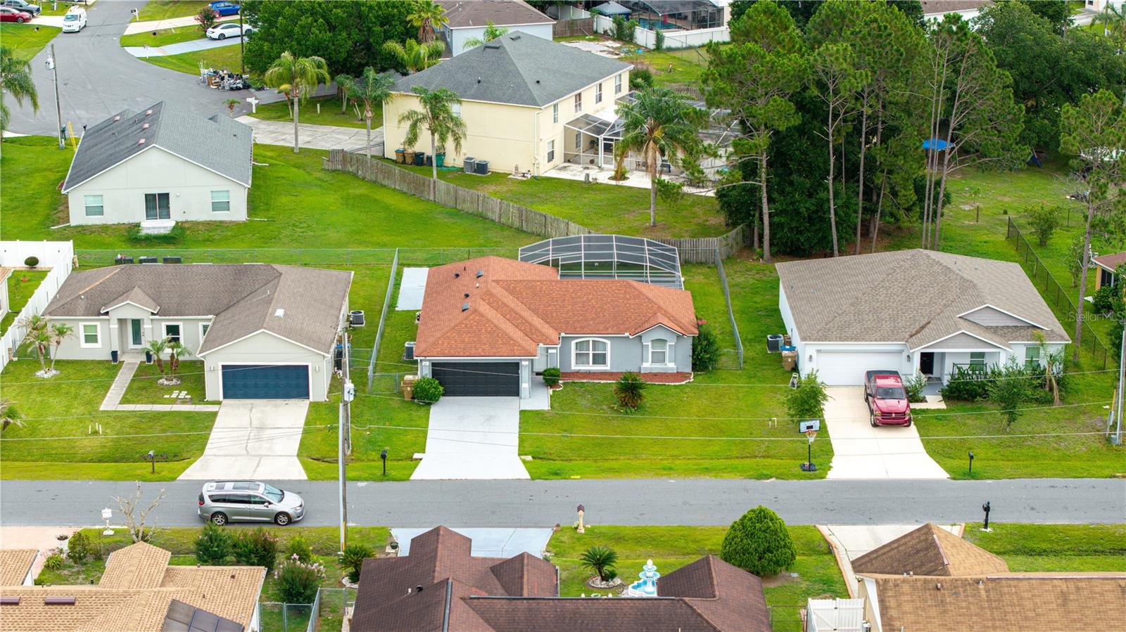 611 JURA LN, KISSIMMEE, FL — photo 3