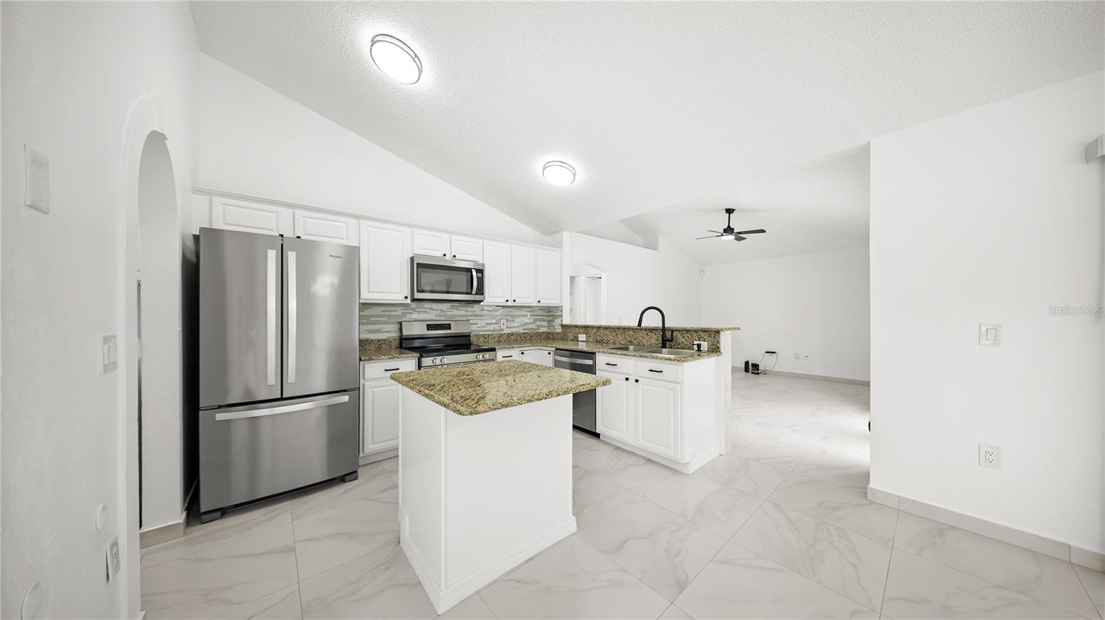 611 JURA LN, KISSIMMEE, FL — photo 7
