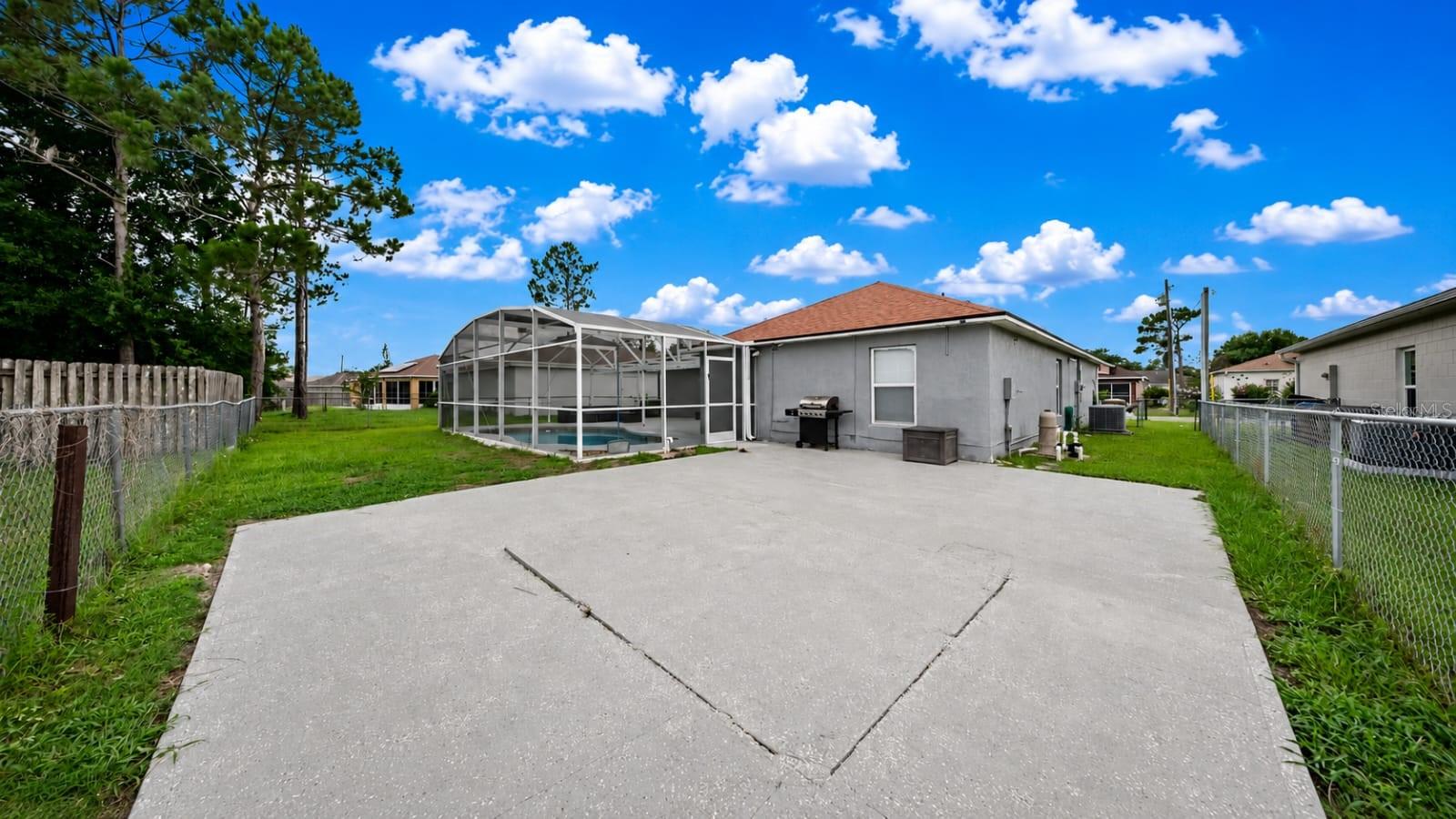 611 JURA LN, KISSIMMEE, FL — photo 34