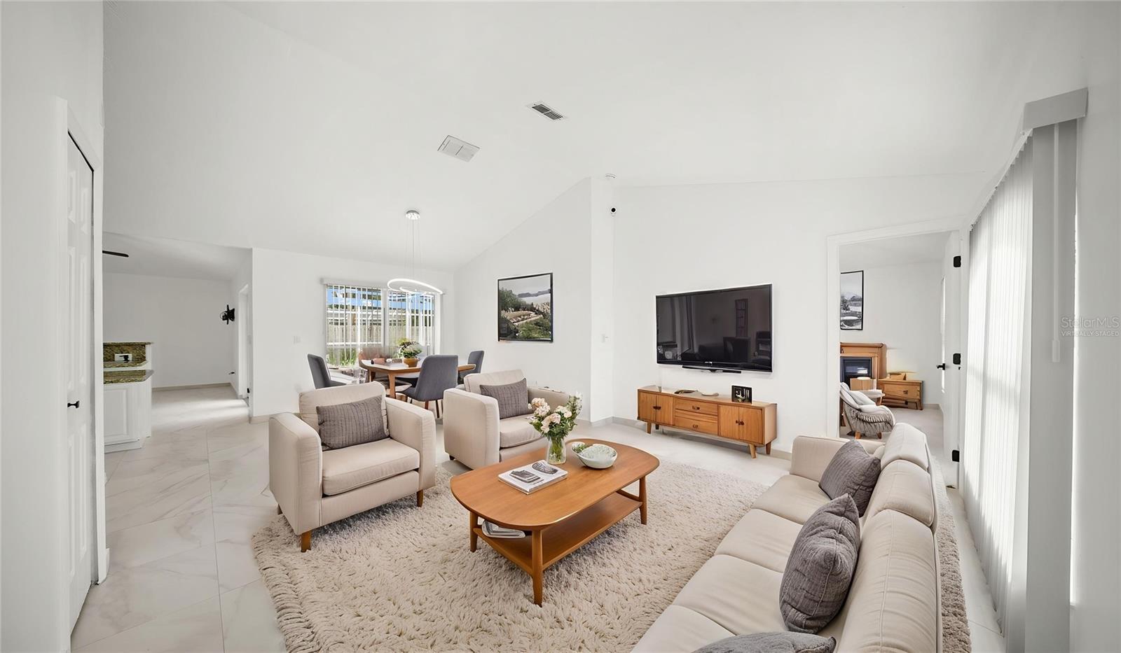 611 JURA LN, KISSIMMEE, FL — photo 4