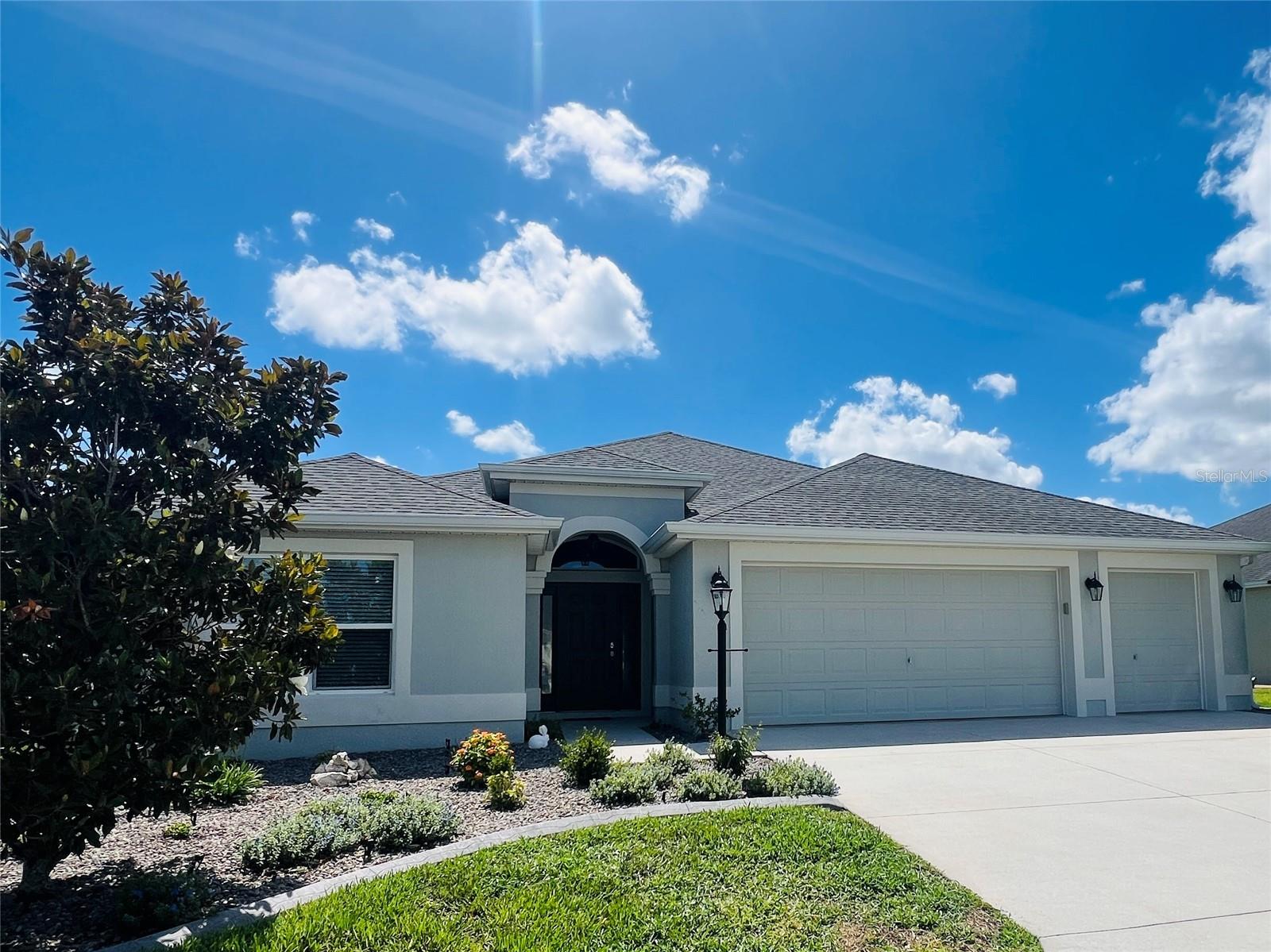 5833 ABNEY AVE, THE VILLAGES, FL — photo 3