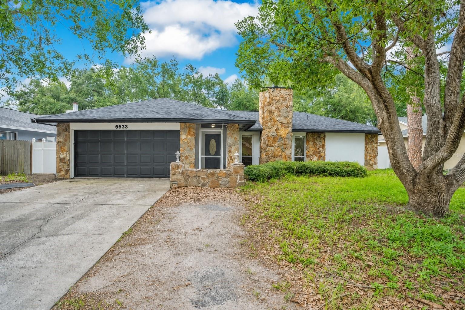 5533 PENTAIL CIR, TAMPA, FL — photo 2