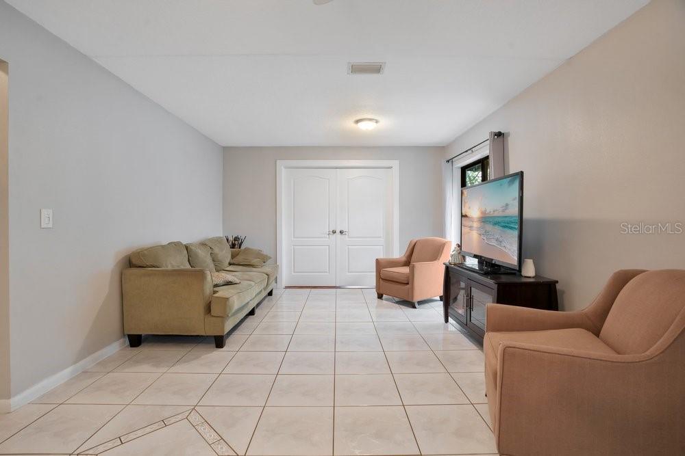 5533 PENTAIL CIR, TAMPA, FL — photo 10
