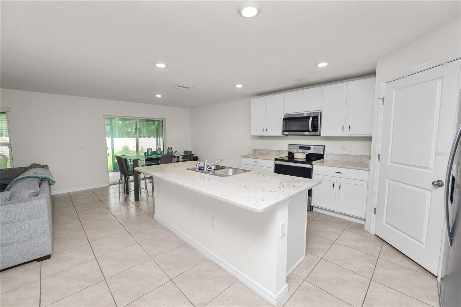 3715 CAPRI COAST DR, PLANT CITY, FL — photo 9