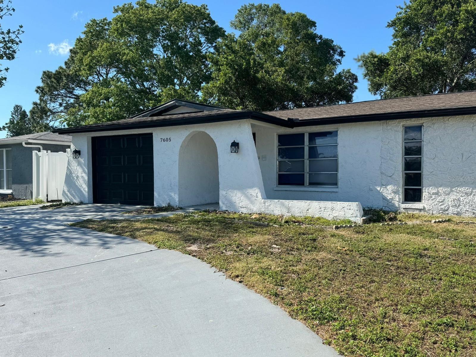 7605 EMBASSY BLVD, PORT RICHEY, FL — photo 2