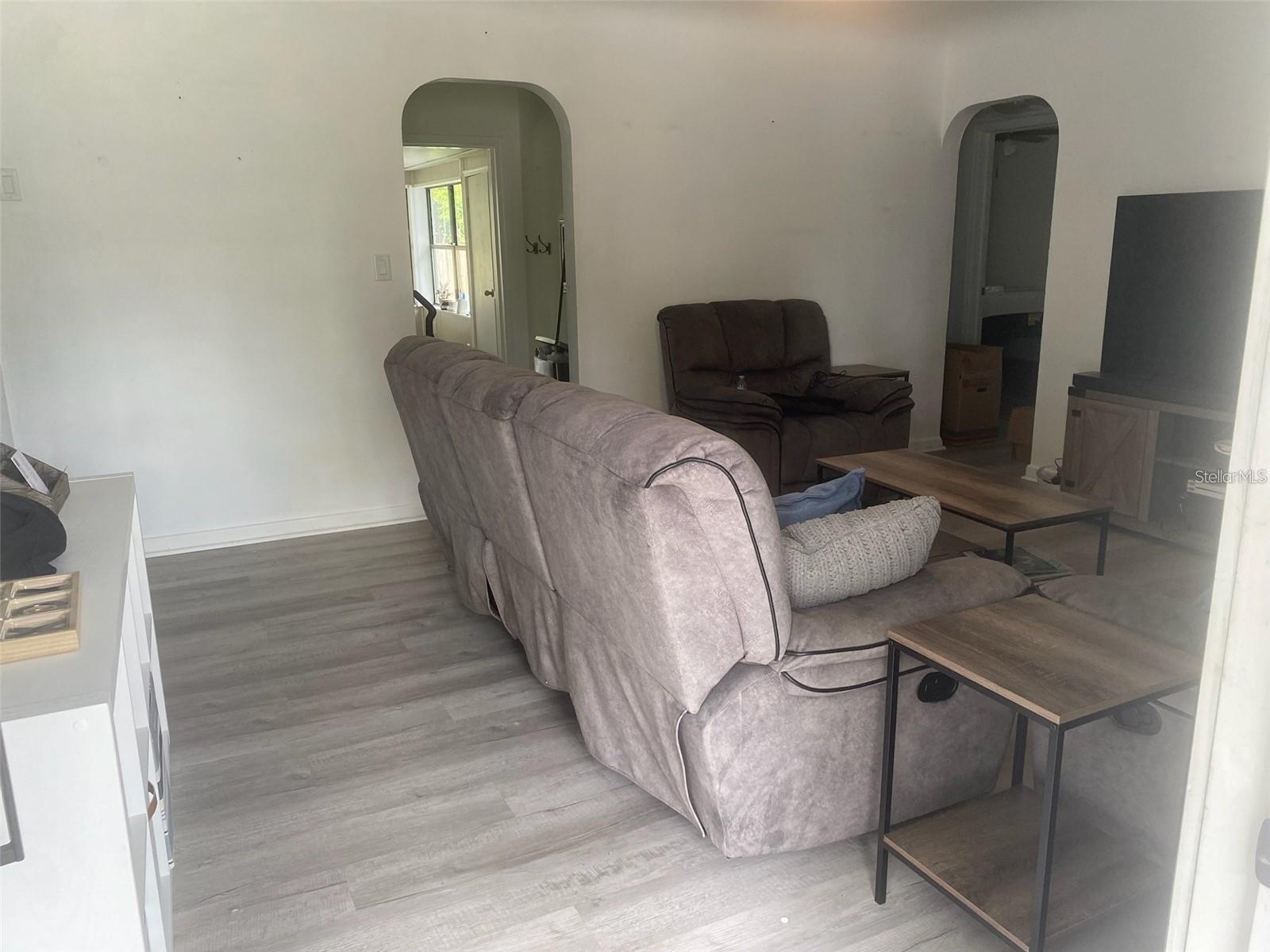 1110 E EDGEWOOD DR, LAKELAND, FL — photo 4