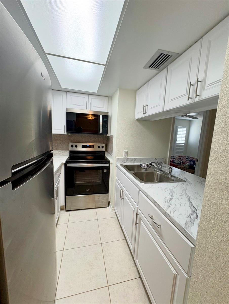 5132 AMULET DR #107, NEW PORT RICHEY, FL — photo 4
