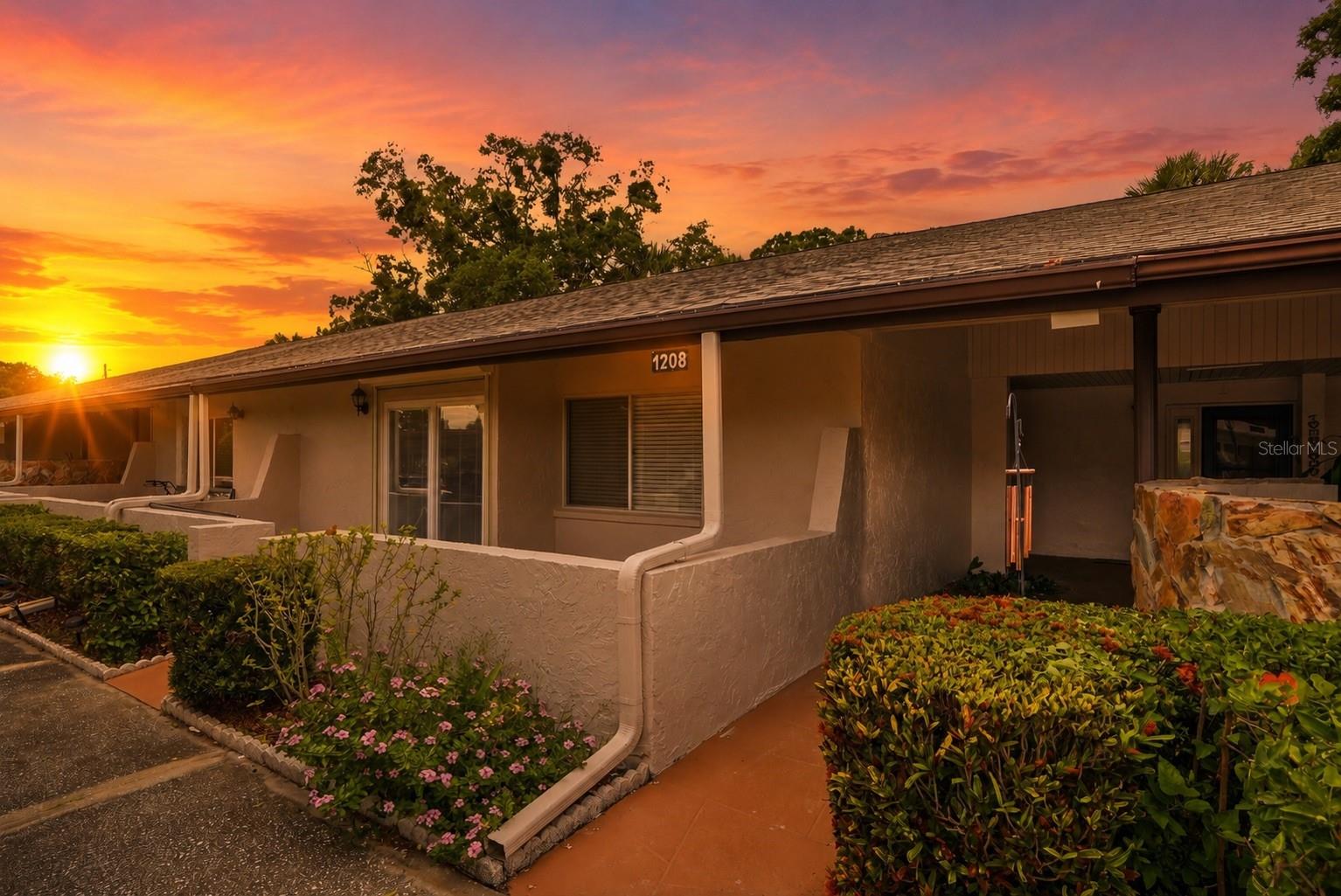 1208 14TH CIR SE, LARGO, FL