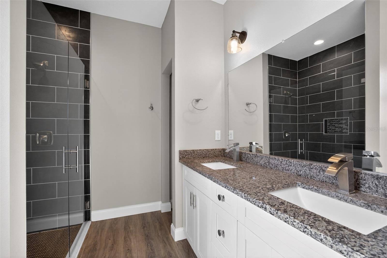 7977 49TH AVE N, ST PETERSBURG, FL — photo 24