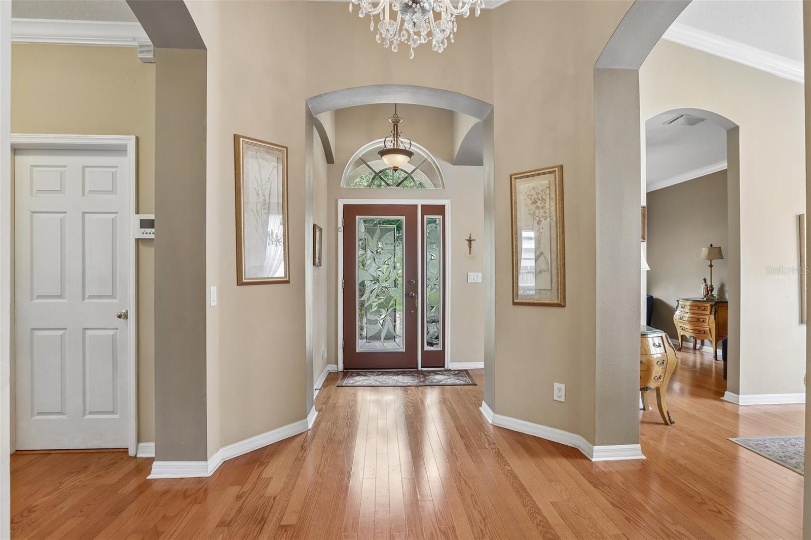 4761 WHISPERING WIND AVE, TAMPA, FL — photo 2