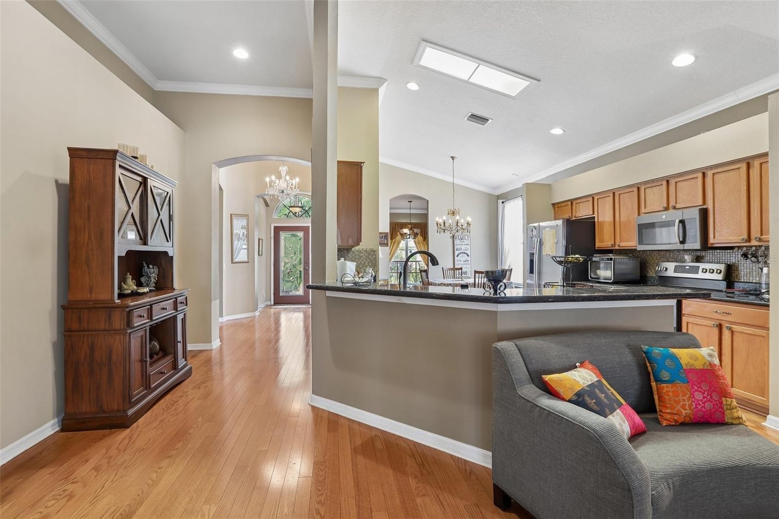 4761 WHISPERING WIND AVE, TAMPA, FL — photo 4