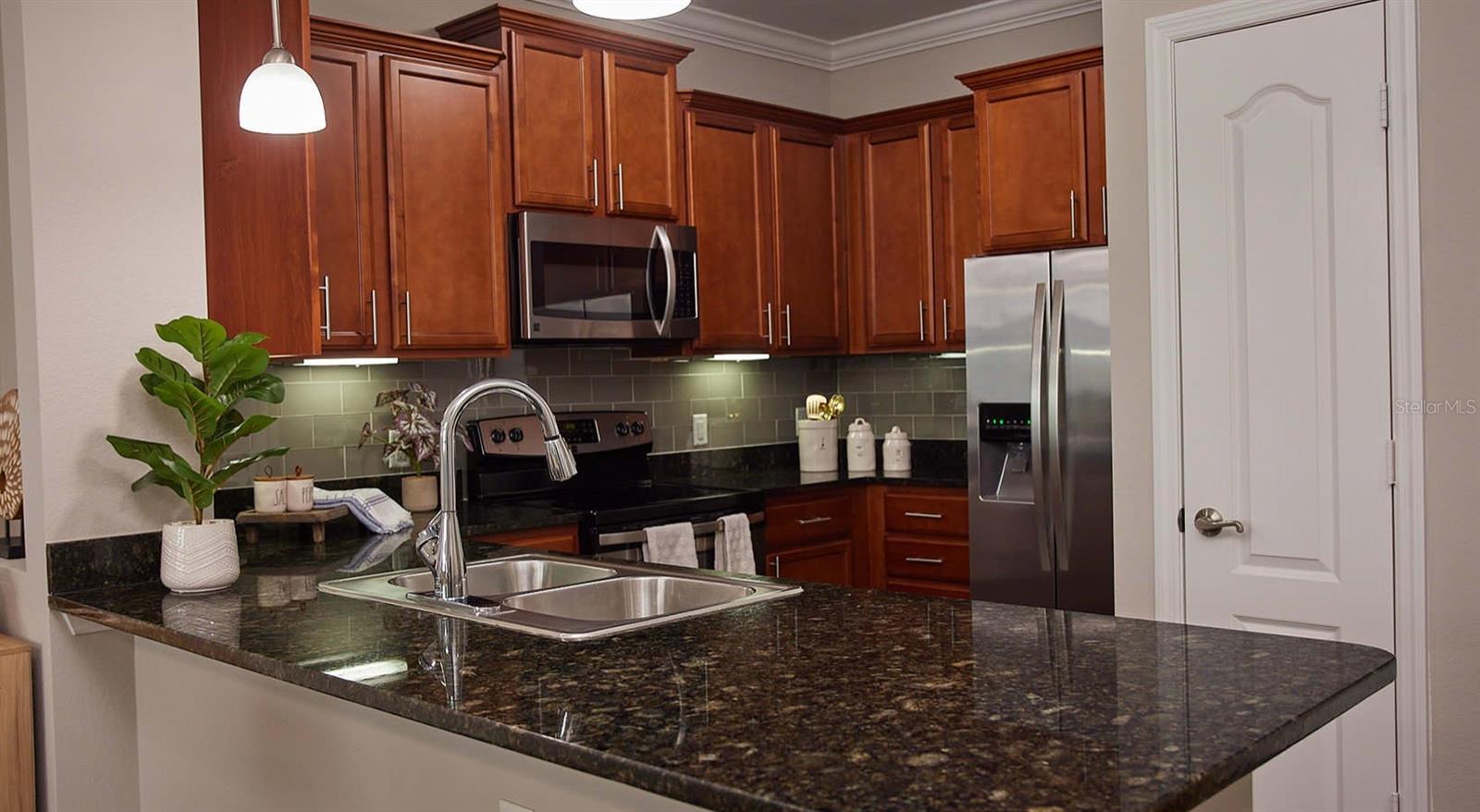 4 MAGGIE LN #Symphony, SARASOTA, FL — photo 12