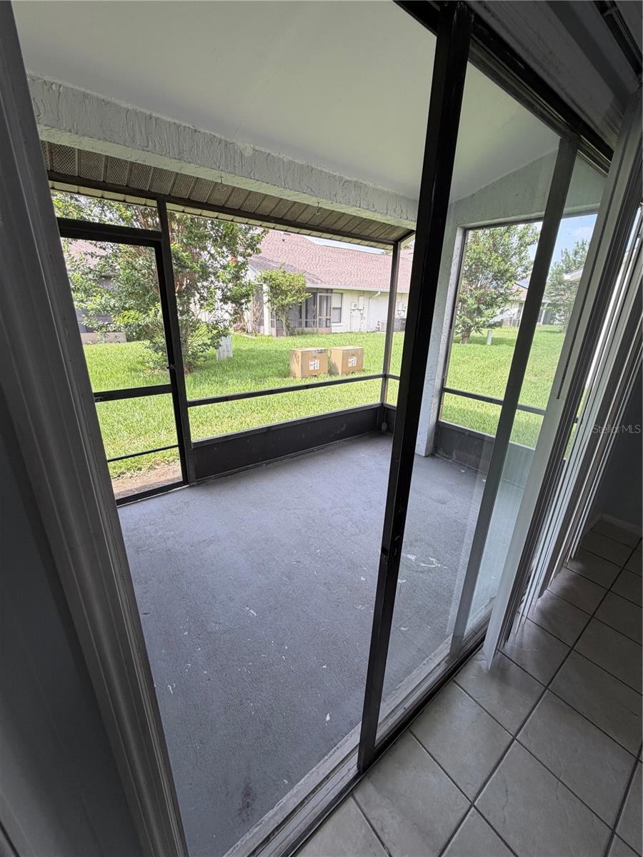 31 LAKEPOINTE CIR, KISSIMMEE, FL — photo 14