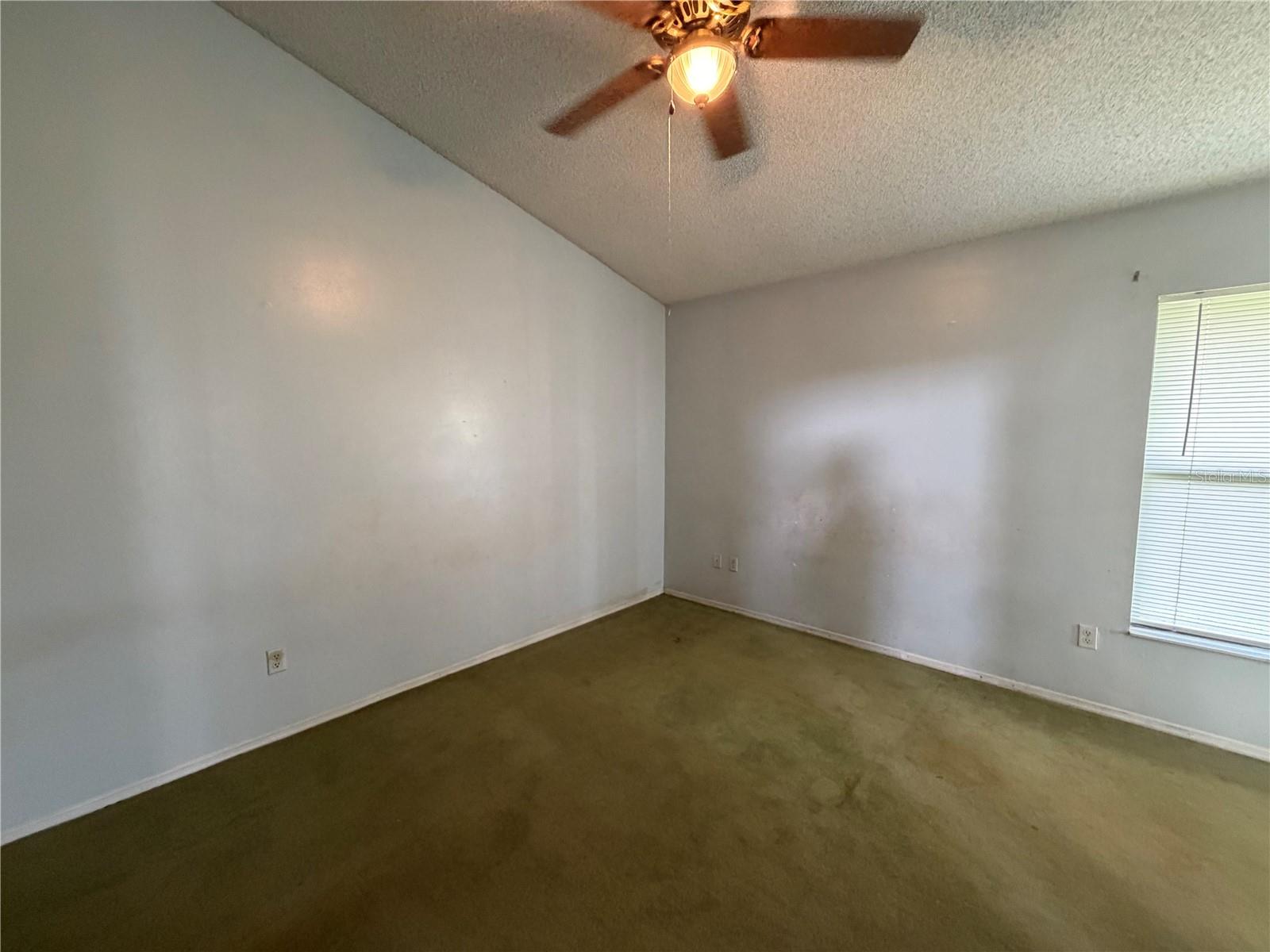 31 LAKEPOINTE CIR, KISSIMMEE, FL — photo 17