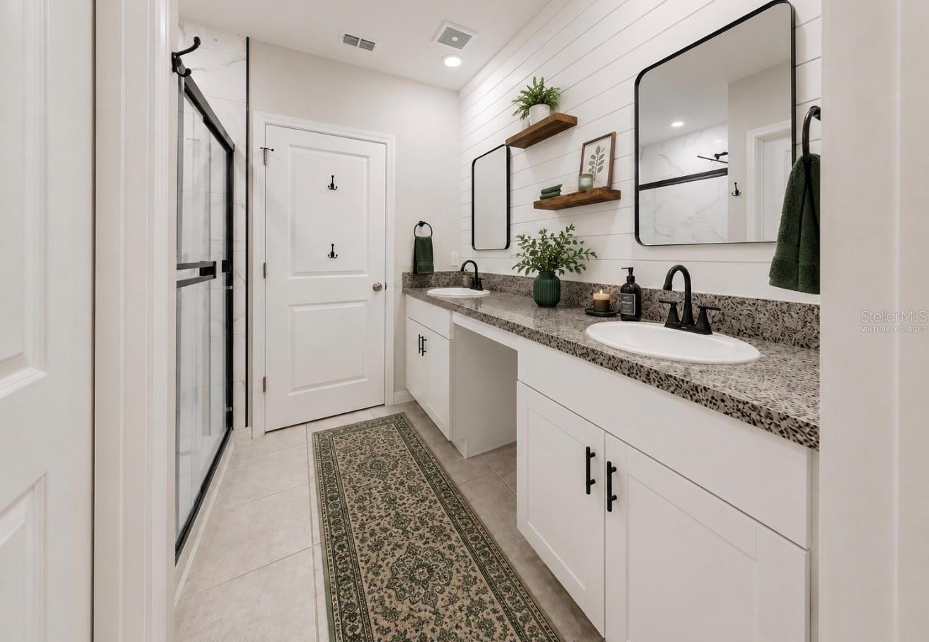 15735 FORT ISLAND PL, SUN CITY CENTER, FL — photo 32