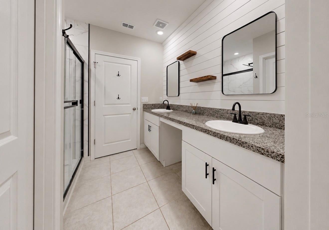 15735 FORT ISLAND PL, SUN CITY CENTER, FL — photo 33