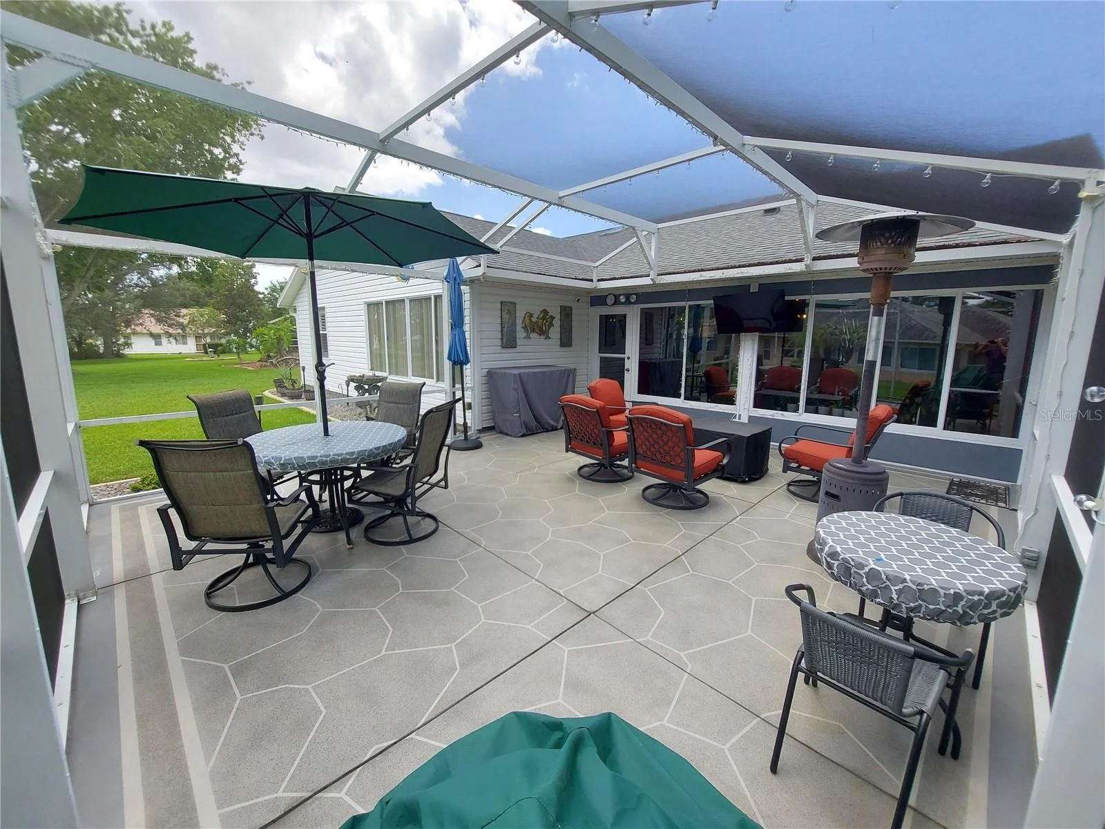 26010 NEWCOMBE CIR, LEESBURG, FL — photo 47