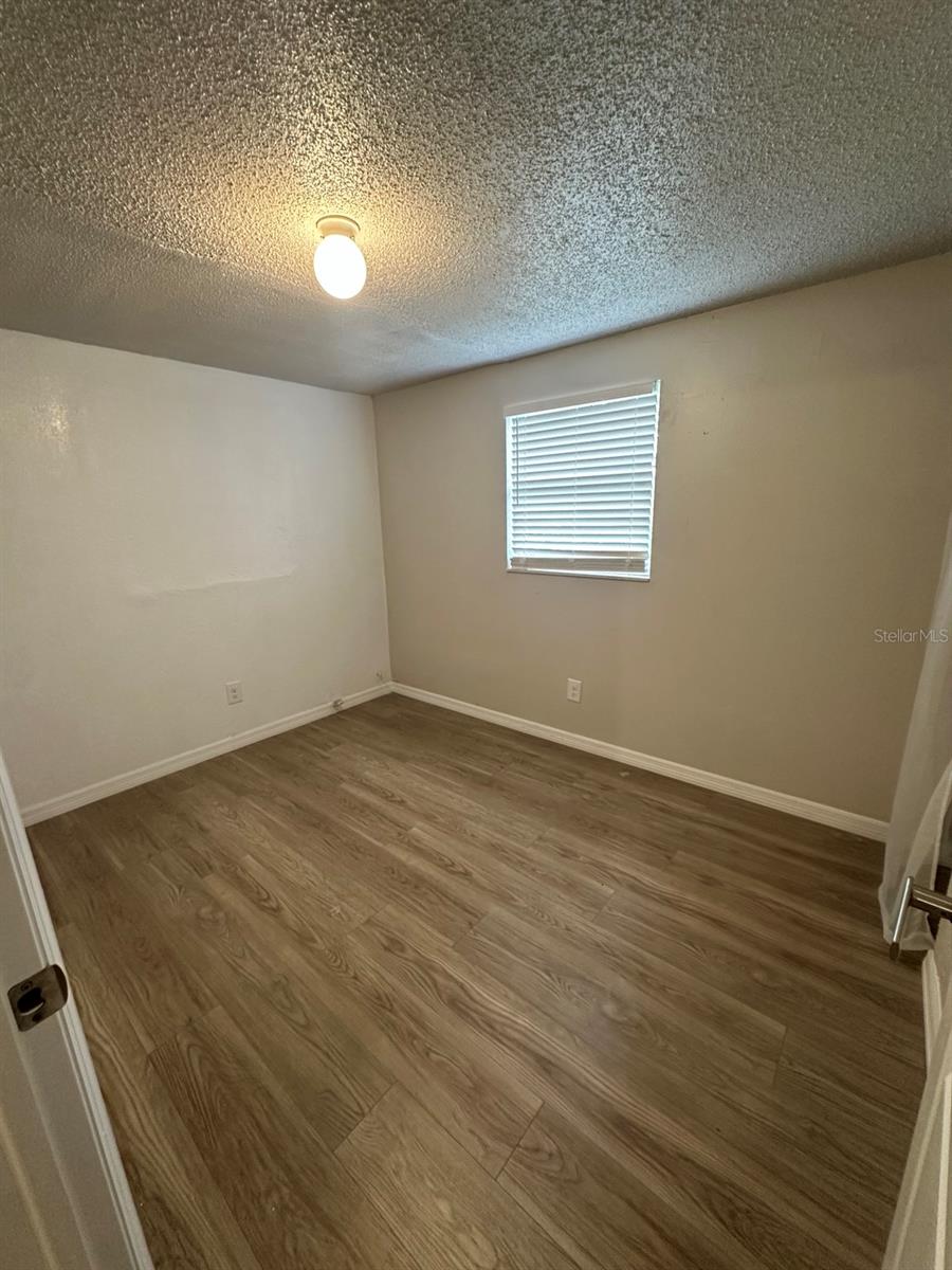 2620 E 33RD AVE, TAMPA, FL — photo 11
