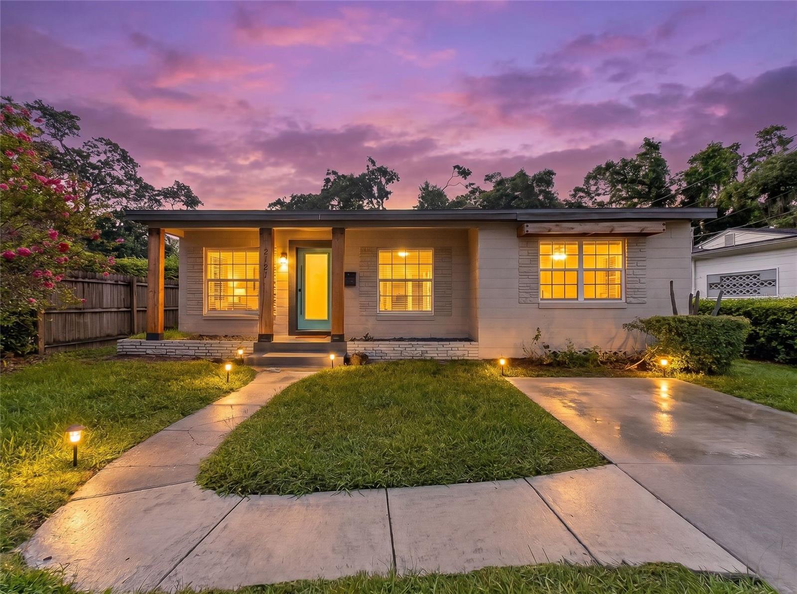 2121 IVANHOE RD, ORLANDO, FL