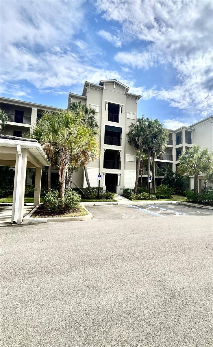 17724 GAWTHROP DR #308, BRADENTON, FL — photo 2