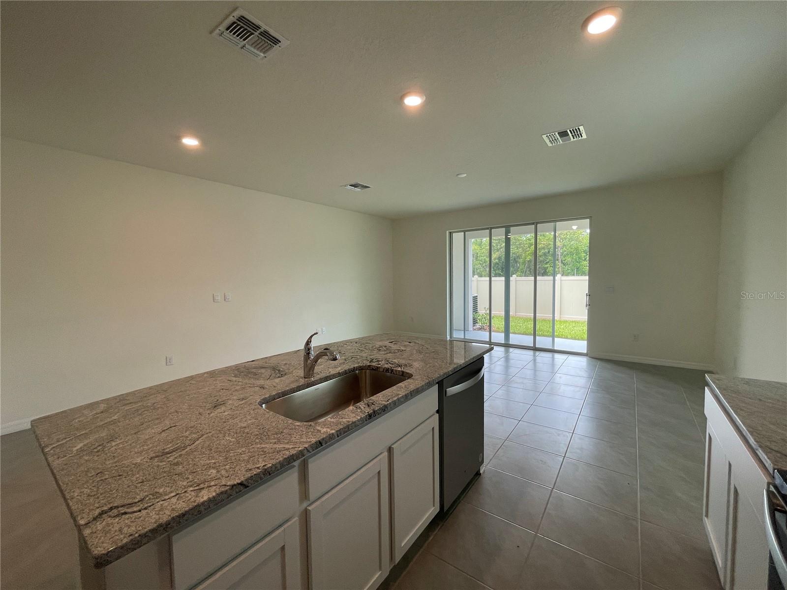 11127 CRESCENT DEER DR, LAND O LAKES, FL — photo 14