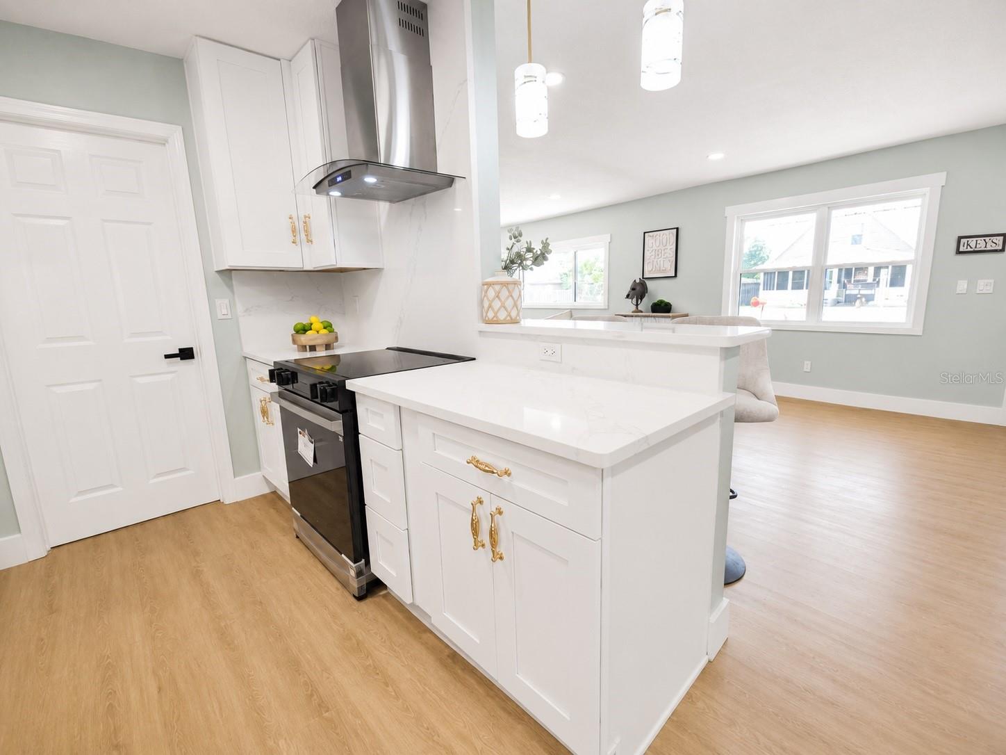 7001 59TH ST N, PINELLAS PARK, FL — photo 10