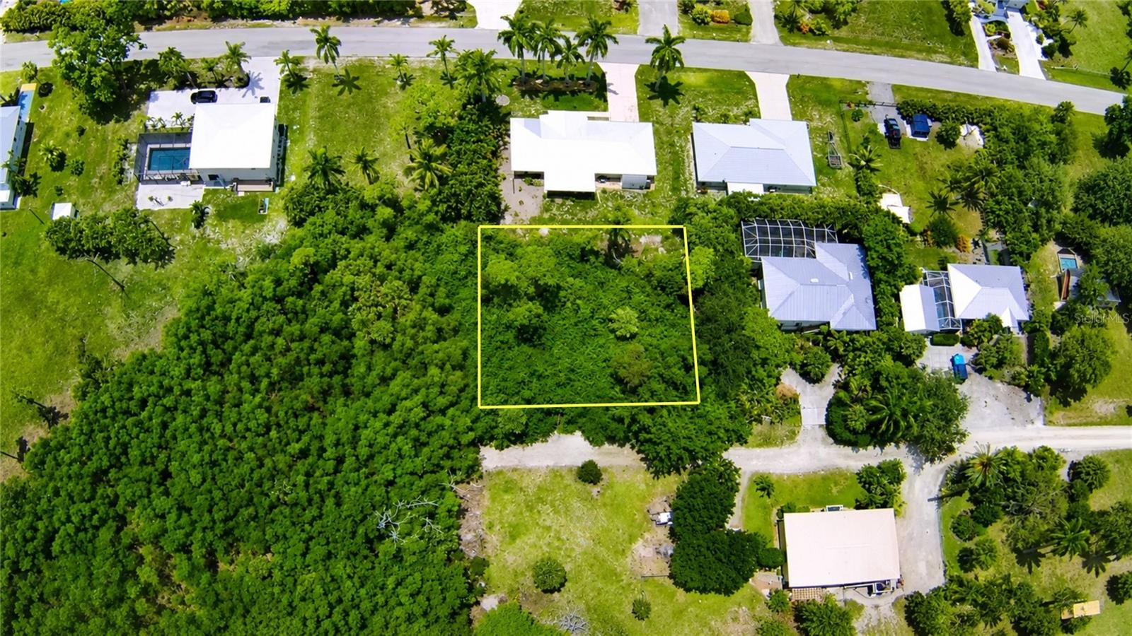 7455 GEORGIANA DR, BOKEELIA, FL — photo 2