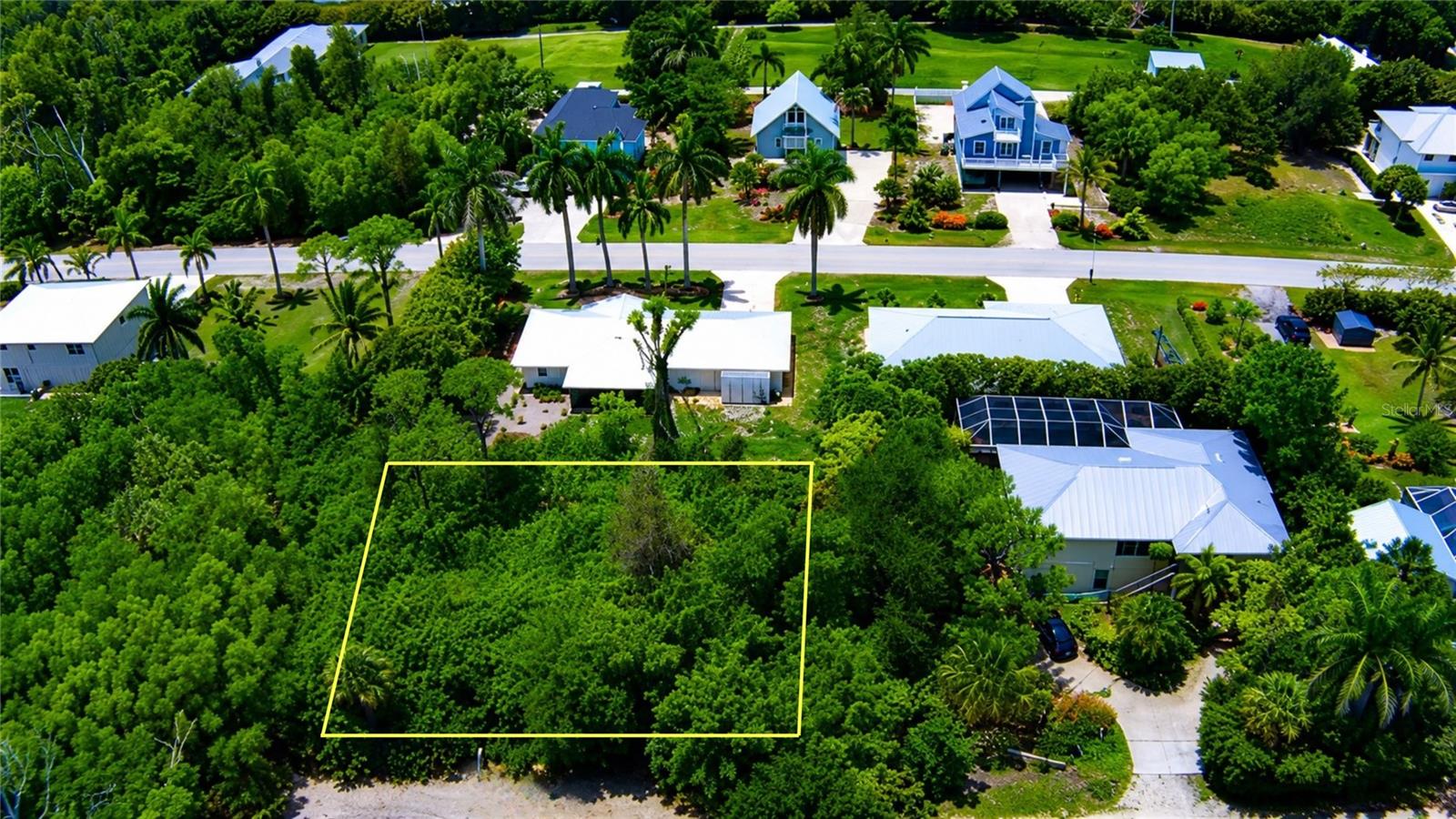 7455 GEORGIANA DR, BOKEELIA, FL — photo 4