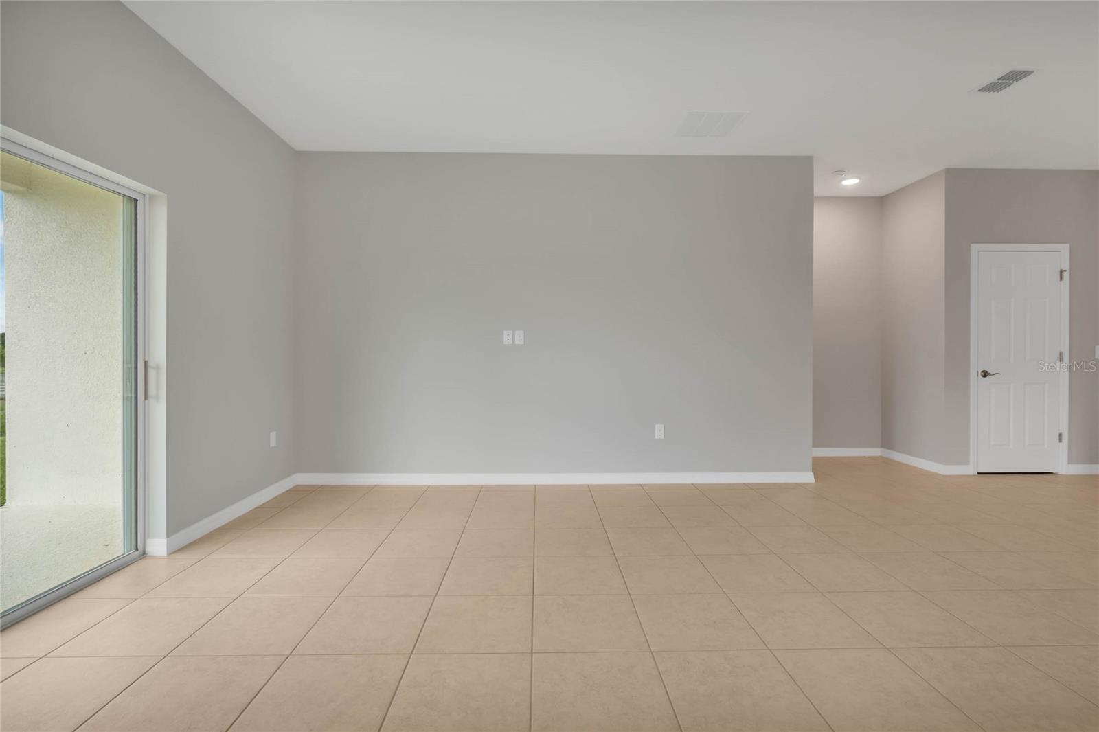 717 CROWN ROSE DR, EAGLE LAKE, FL — photo 12