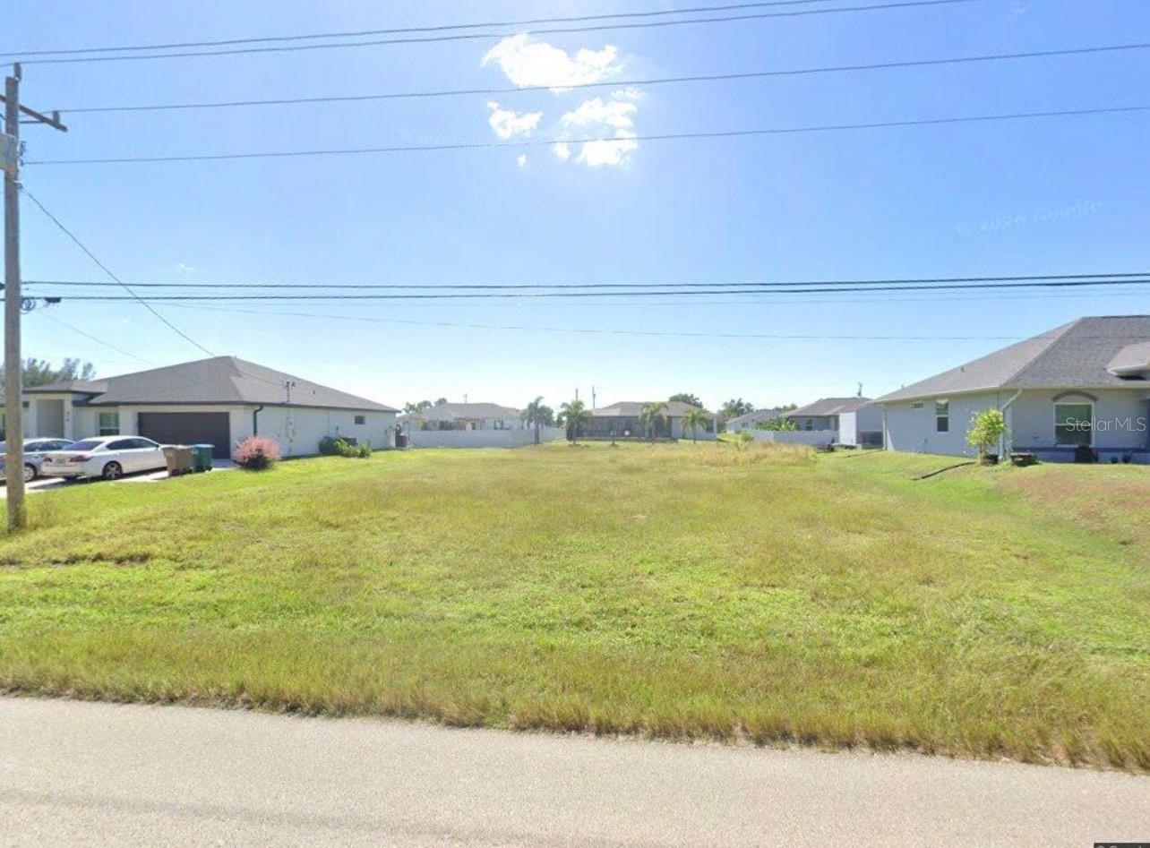 406 JACARANDA PKWY E, CAPE CORAL, FL