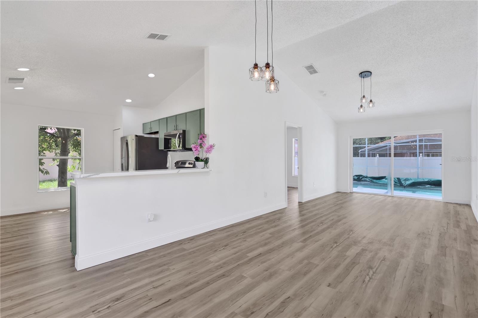 318 WALPOLE LOOP, DAVENPORT, FL — photo 11