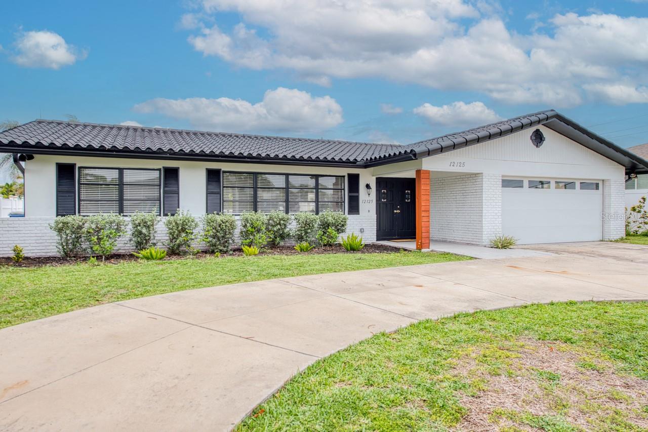 12125 6TH ST E, TREASURE ISLAND, FL — photo 3