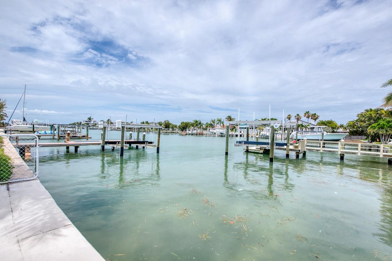 12125 6TH ST E, TREASURE ISLAND, FL — photo 4