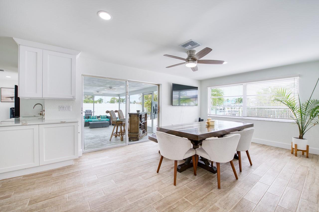 12125 6TH ST E, TREASURE ISLAND, FL — photo 12