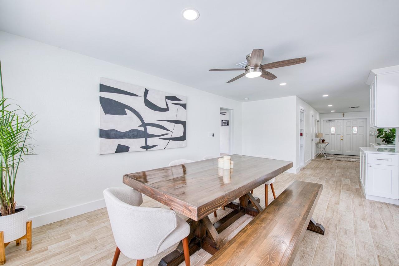 12125 6TH ST E, TREASURE ISLAND, FL — photo 13